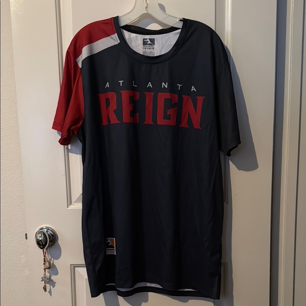 Men's Black and Red Shirt